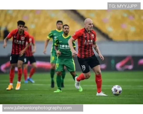 南京羽毛球队强势领跑联赛积分榜以82分稳居第一名