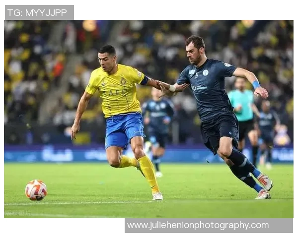 最帅足球明星齐聚一堂激情对决展现魅力与实力的巅峰比赛